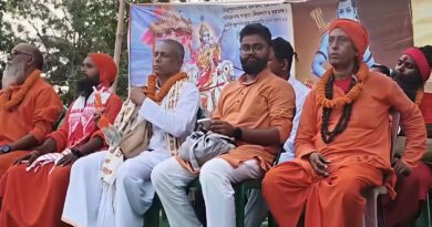 পুলিশকে পেটানোর হুঁশিয়ারি! সন্দেশখালির ধর্মসভা থেকে বিস্ফোরক মন্তব্যে রাজনৈতিক তোলপাড়!