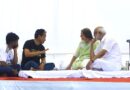 ধর্মেন্দ্র প্রধানের ইস্তফার দাবিতে যন্তর মন্তরে সোনম ওয়াংচুকের অনশন মঞ্চে এম.এ বেবি