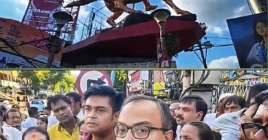 শ্যামবাজারে তৃণমূলের বিক্ষোভ,নেতৃত্বে কুণাল ঘোষ!