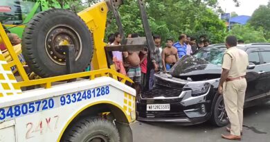 ওভারটেক করতে গিয়েই বিপত্তি,নিমতৌড়ীতে ট্যাঙ্কারে ধাক্কা প্রাইভেট গাড়ির—অল্পের জন্য প্রাণে বাঁচল ৬